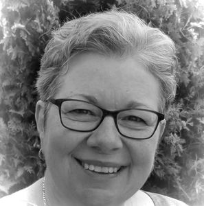 Meet your Posher, Josée